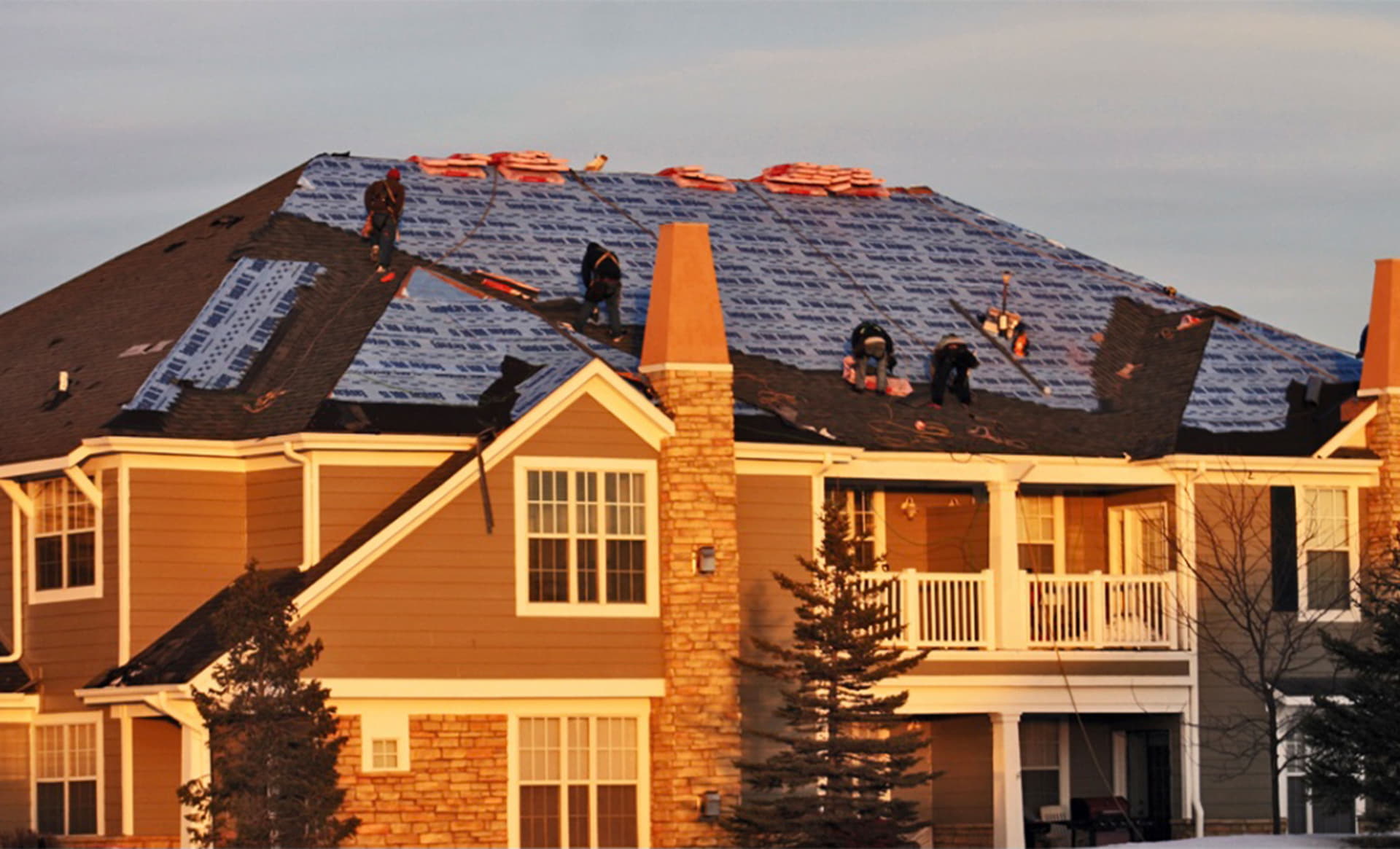 For Quality Residential Roofing Service in Kansas City Call Newbill Roofing